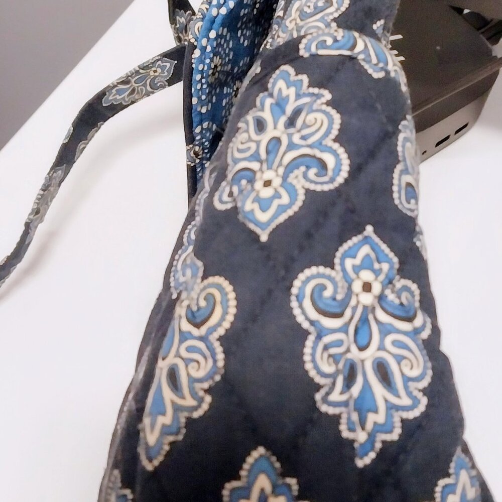 Vera Bradley Floral Pattern Navy Blue Backpack (15”x12”) - Picture 7 of 11